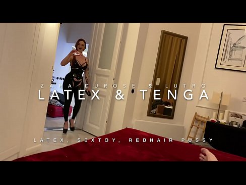 ❤️ Escada ruiva em traje de látex fodida por meio de meio-irmão ☑ Porno em nós